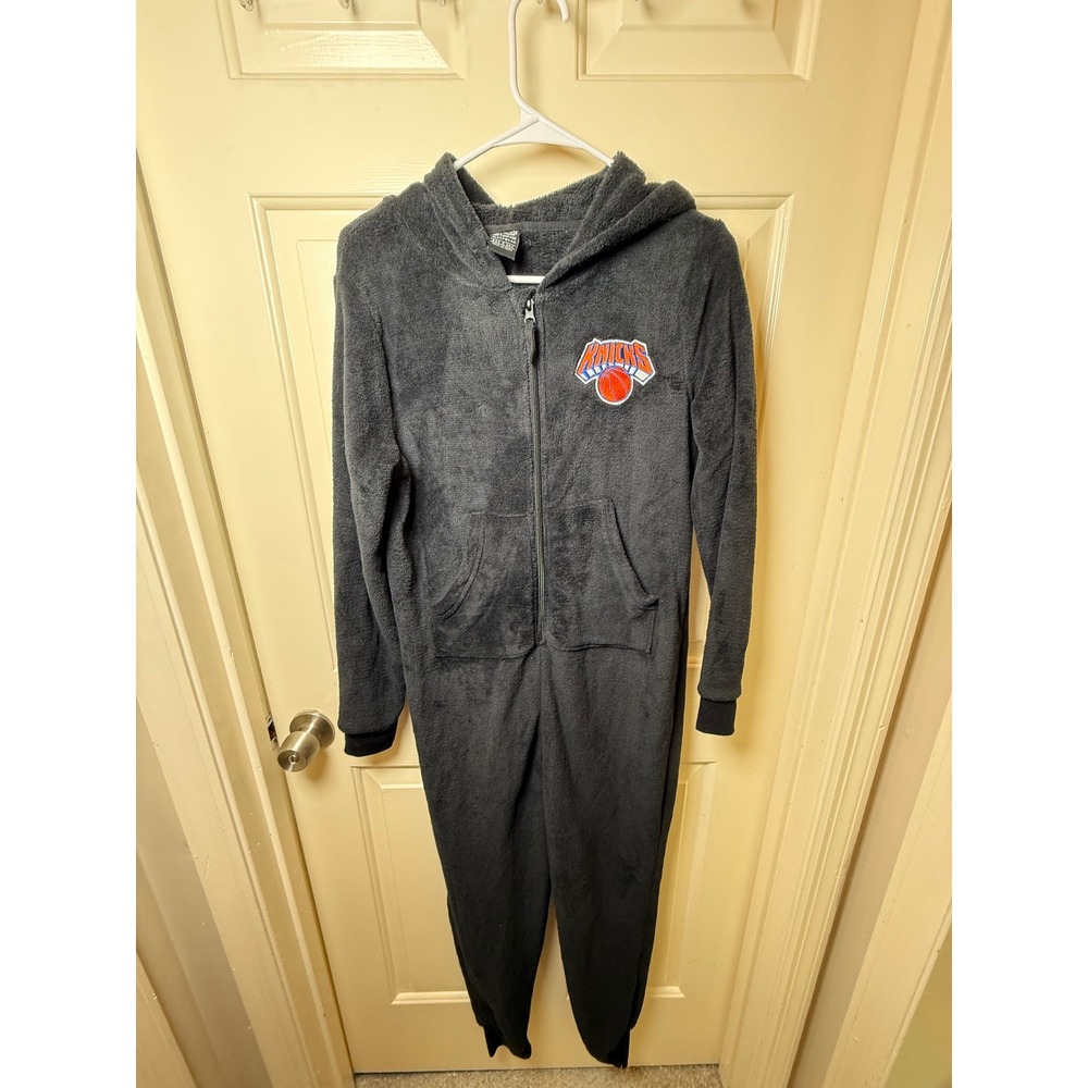 NBA Ultra Game New York Knicks Mens Plush Fleece Hooded Union Suit Grey Small
